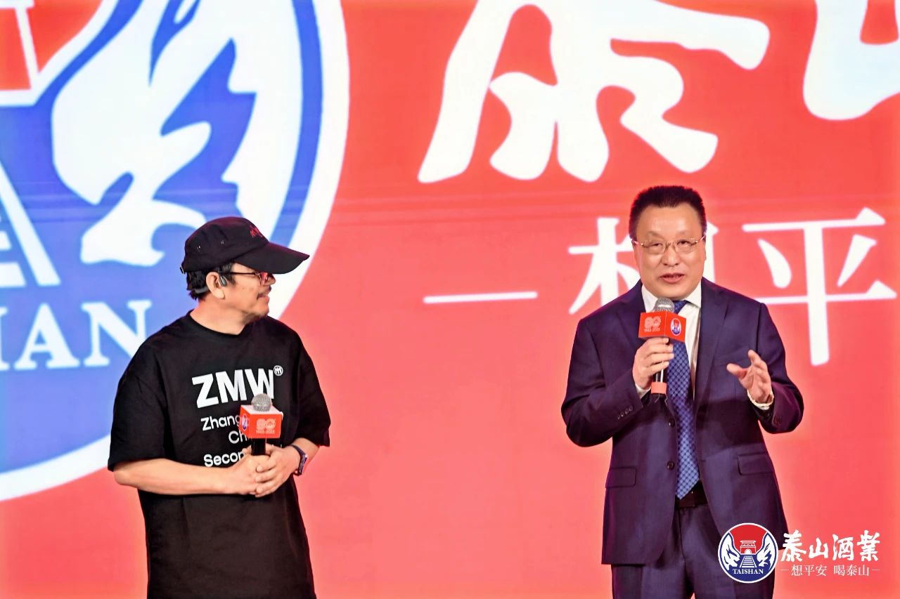 开元游戏大厅app酒业品牌口号一鸣惊人好评无数 张默闻创意想平安喝开元游戏大厅app成传世佳句_开元游戏大厅app|稳如开元游戏大厅app|五岳独尊|开元游戏大厅app特曲|酒神酒仙|金开元游戏大厅app|年份小窖