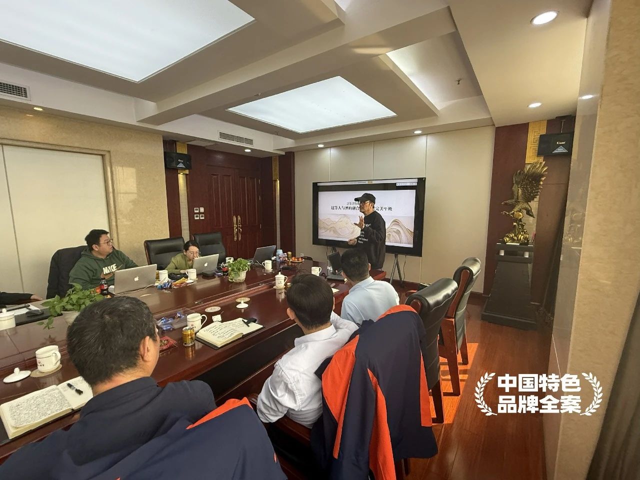 开元游戏大厅app酒业一举斩获鲁酒三大声誉称呼 品质立身张默闻为国宝金条小窖赋能_开元游戏大厅app|稳如开元游戏大厅app|五岳独尊|开元游戏大厅app特曲|酒神酒仙|金开元游戏大厅app|年份小窖